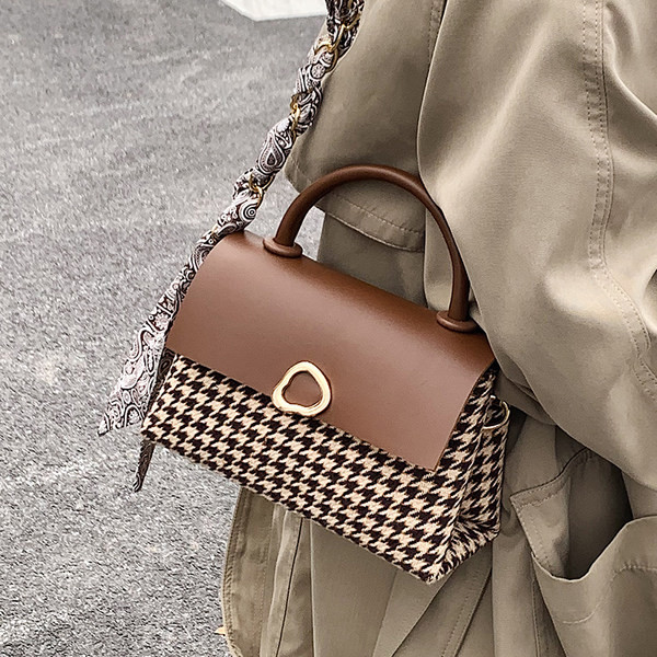 Geanta de dama din piele ecologica cu manere lungi si scurte