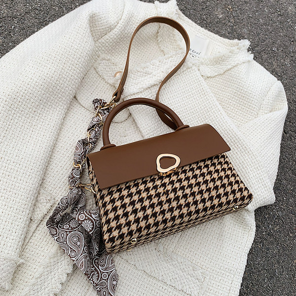 Geanta de dama din piele ecologica cu manere lungi si scurte