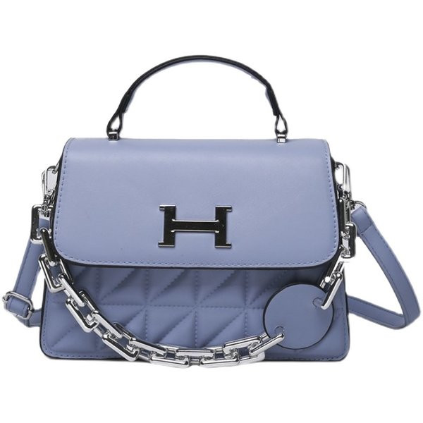 Geantă pătrată de damă casual cu element metalic