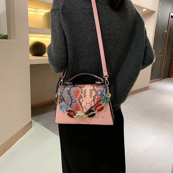 Geanta dama model nou din piele ecologica cu lant metalic