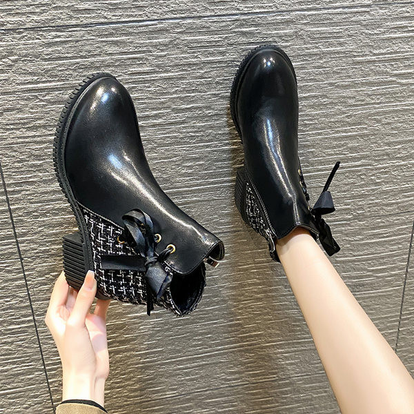 Model nou de ghete dama cu panglica