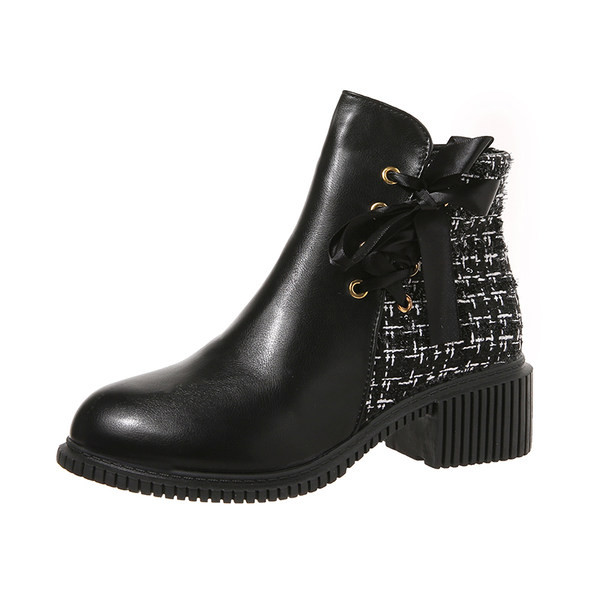 Model nou de ghete dama cu panglica