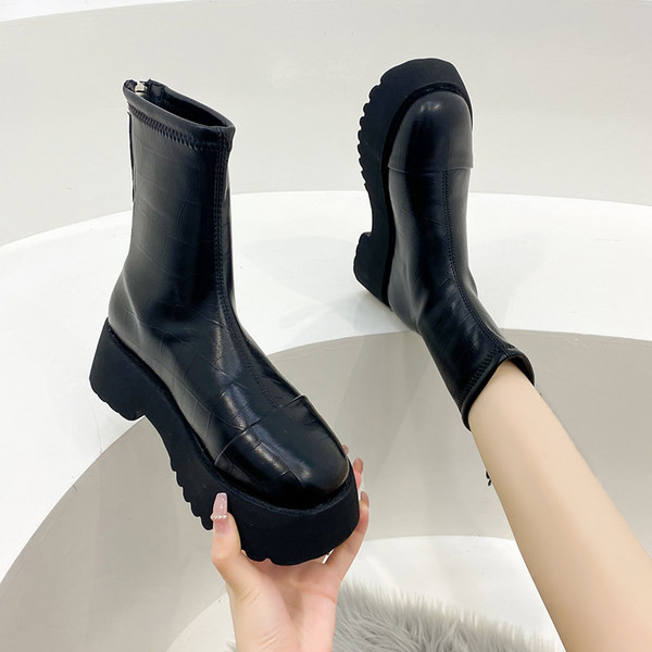 Cizme moderne din piele ecologica cu talpa de 5,5 cm