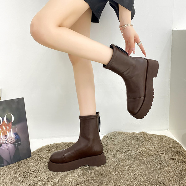 Cizme moderne din piele ecologica cu talpa de 5,5 cm