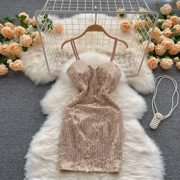 Rochie moderna de dama cu paiete si bretele subtiri