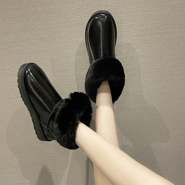 Cizme de dama actuale cu captuseala calda