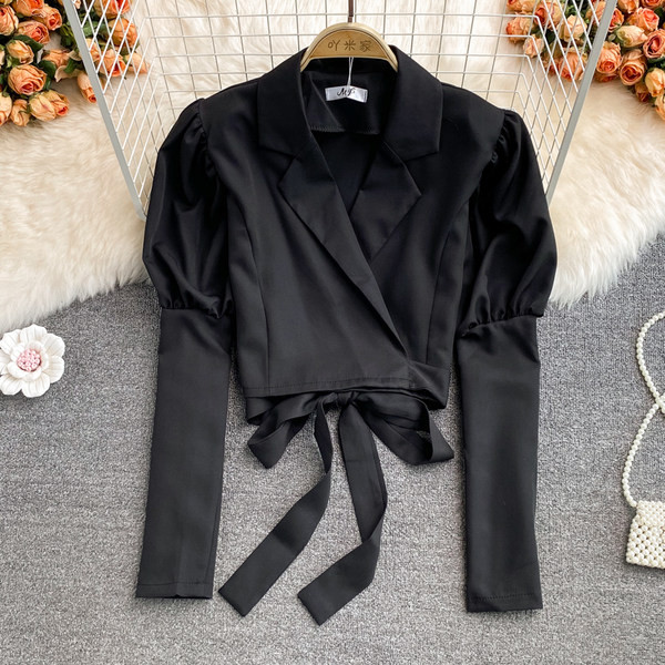 Cămașă de damă cu panglică și decolteu spitz