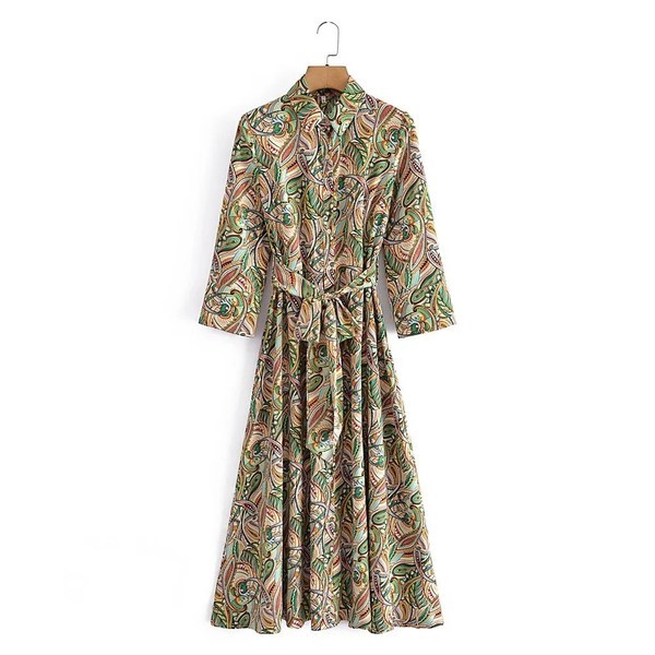 Дамска рокля с флорален десен и колан