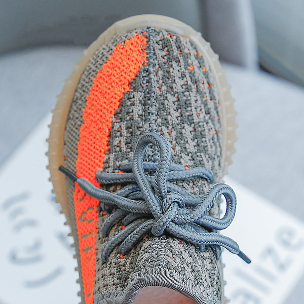 Adidași de actualitate pentru copii pentru băieți și fete cu cravate