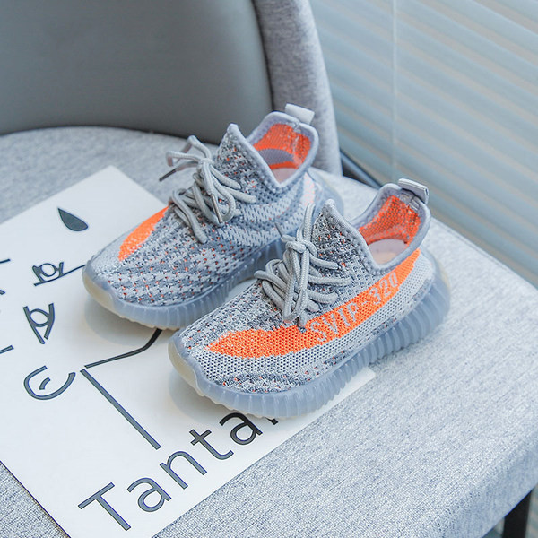 Adidași de actualitate pentru copii pentru băieți și fete cu cravate