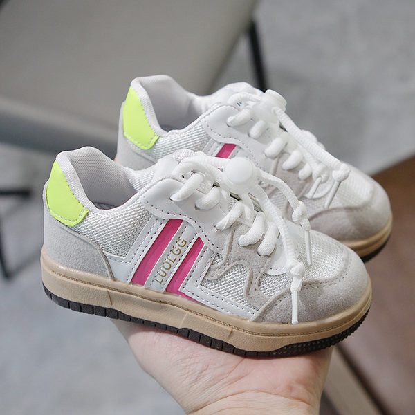 Adidași de damă cu șireturi și talpă plată pentru fete și băieți