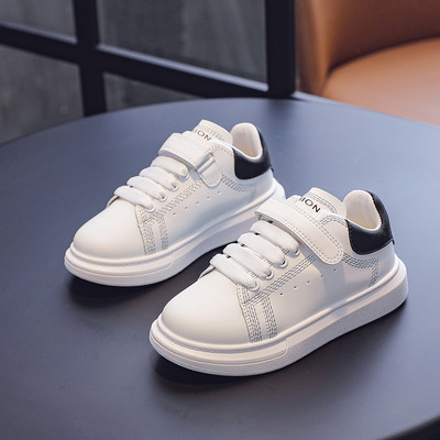 Adidași moderni pentru copii cu șireturi și inscripție pentru băieți