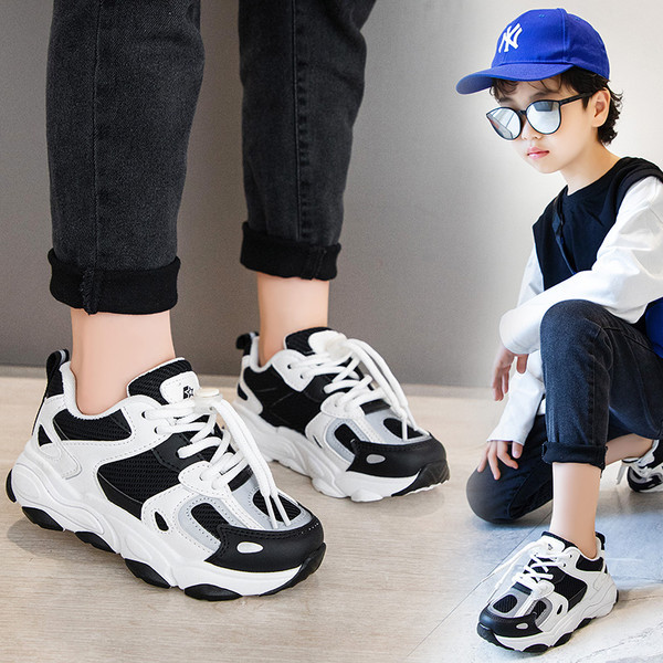 Model nou de adidasi de toamna pentru baieti si fete