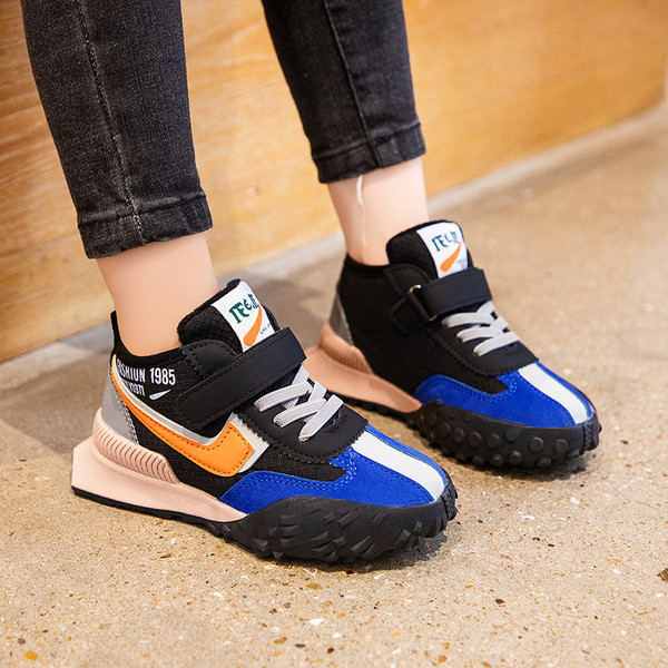 Adidași înalți de toamnă cu talpă aspră