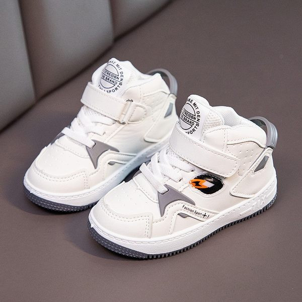 Adidasi copii cu talpa plate si autocolante