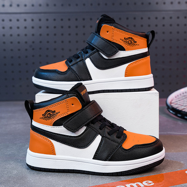 Adidasi eleganti pentru copii, cu talpa plata si legatura pentru baieti