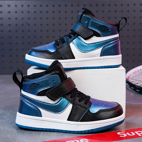 Adidasi eleganti pentru copii, cu talpa plata si legatura pentru baieti