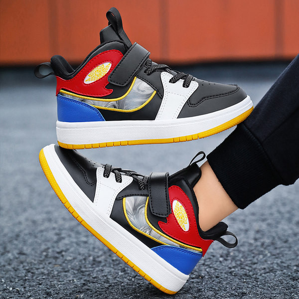 Tenisi actuali pentru copii pentru baieti cu talpa plata