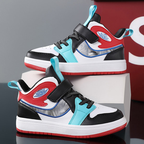 Tenisi actuali pentru copii pentru baieti cu talpa plata