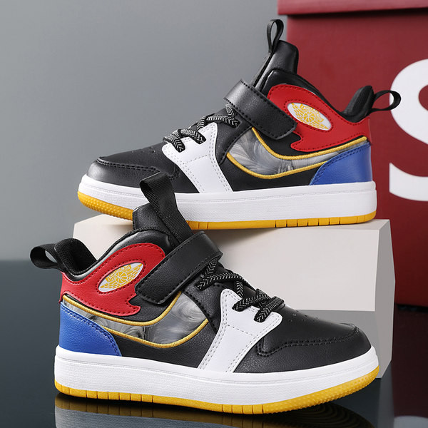 Tenisi actuali pentru copii pentru baieti cu talpa plata