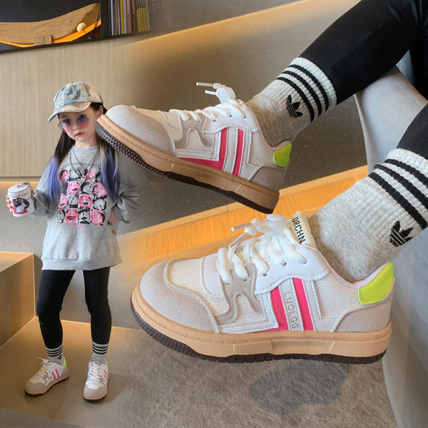 Tenisi de copii actuali pentru fete cu sireturi si talpa plate