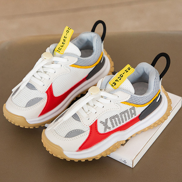 Adidași zilnic pentru copii cu plasă și inscripție