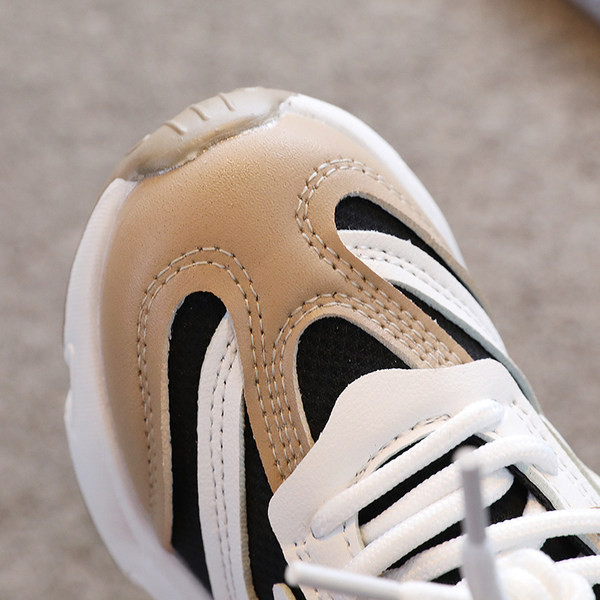 Tenisi zilnici pentru copii pentru baieti