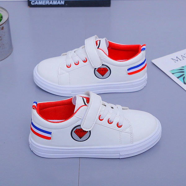 Tenisi casual pentru copii potriviti pentru fete