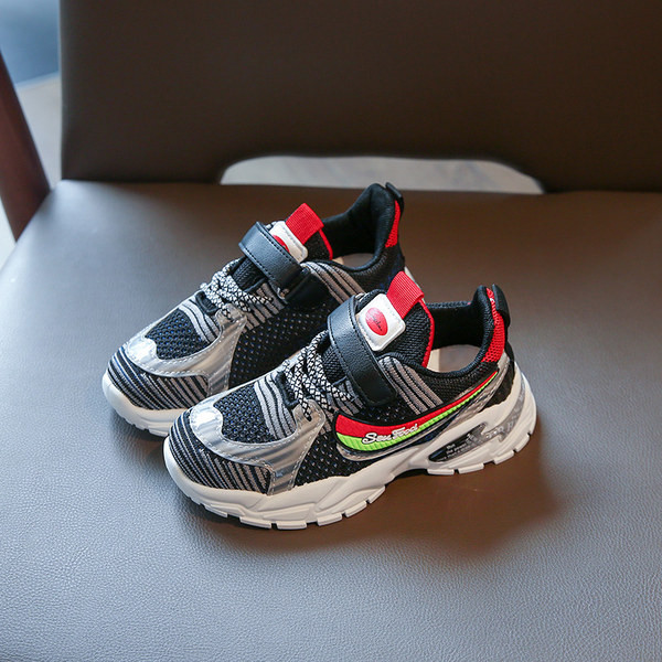 Adidași pentru copii cu închidere cu velcro