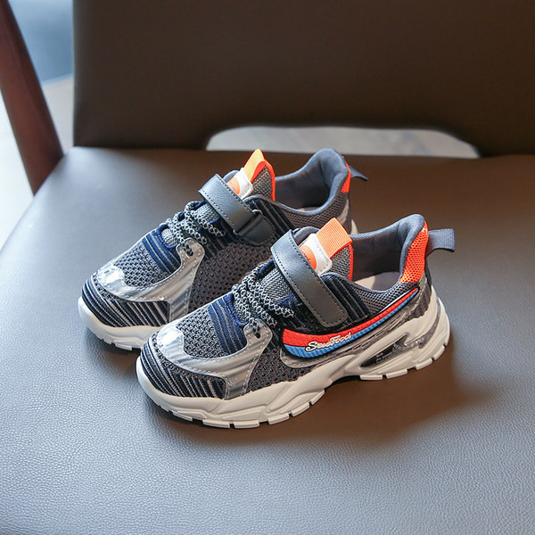 Adidași pentru copii cu închidere cu velcro