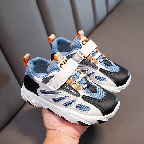 Adidași sport pentru fete cu inscripție și velcro