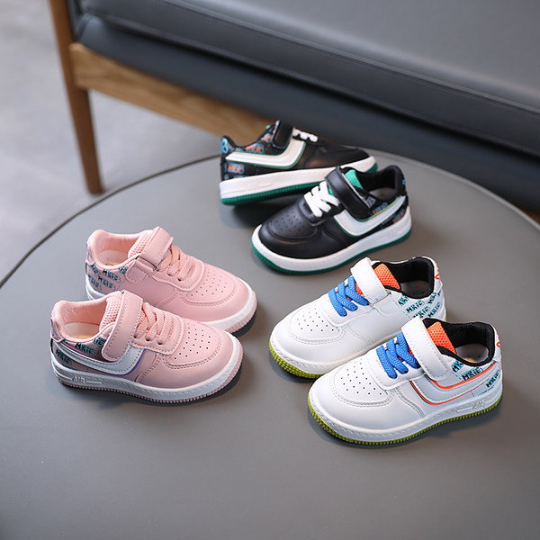 Adidasi copii din piele ecologica cu autocolante