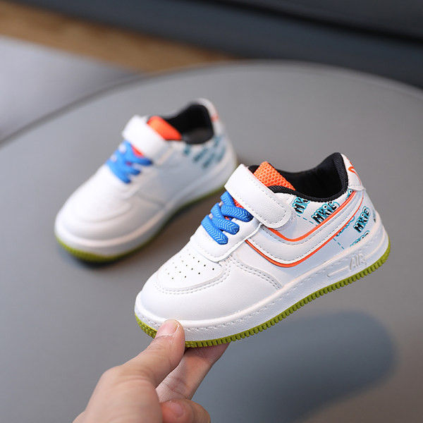 Adidasi copii din piele ecologica cu autocolante