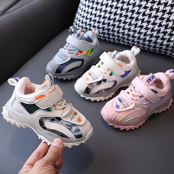 Adidasi luminosi pentru copii cu autocolante - pentru baieti si fete