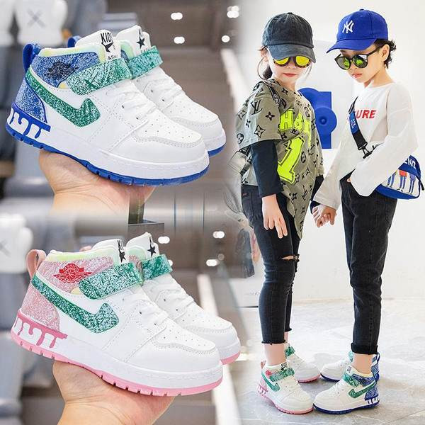 Adidași sport înalți pentru copii cu aplicație și talpă plată pentru fete