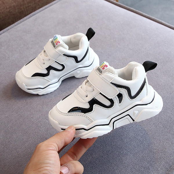 Tenisi casual pentru copii cu autocolante in doua culori