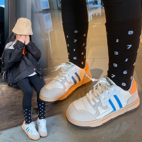 Adidasi copii pentru fete cu talpa plate si cravate