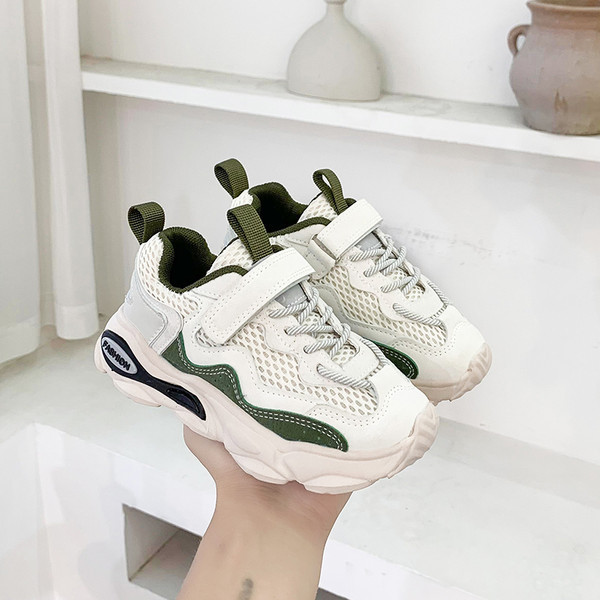 Adidași moderni pentru copii cu talpă aspră - cu închidere cu velcro și legături