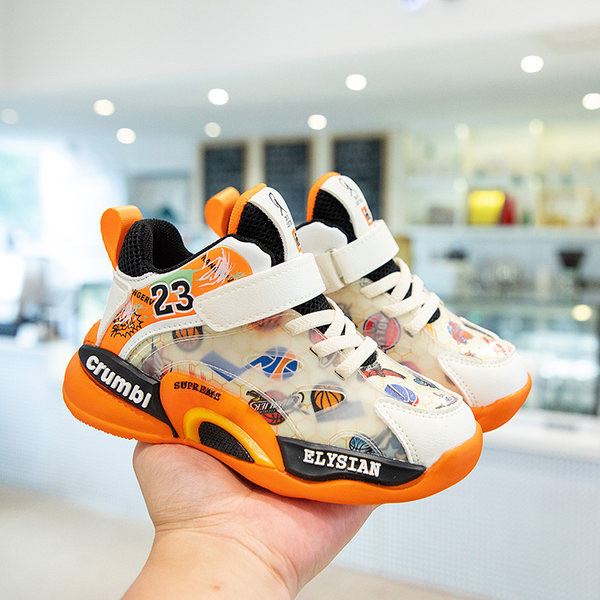 Adidași moderni înalți pentru băieți cu imprimeu color