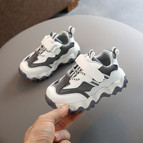 Παιδικά casual αθλητικά παπούτσια με τραχιά σόλα σε δύο χρώματα