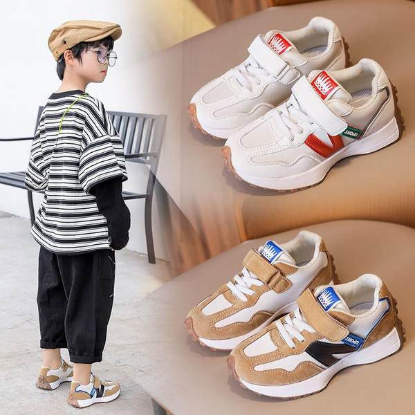 Νέο μοντέλο αθλητικά παπούτσια  για αγόρια με velcro και κορδόνια