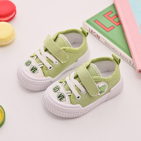 Τρέχοντα παιδικά αθλητικά παπούτσια για αγόρια με επιγραφή και κέντημα