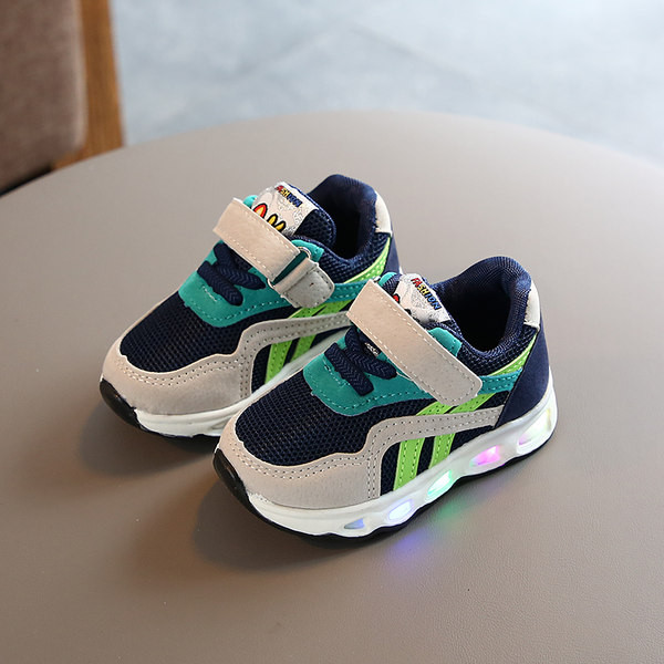 Γυναικεία casual αθλητικά παπούτσια με στερέωση βελκρό και φωτεινή σόλα