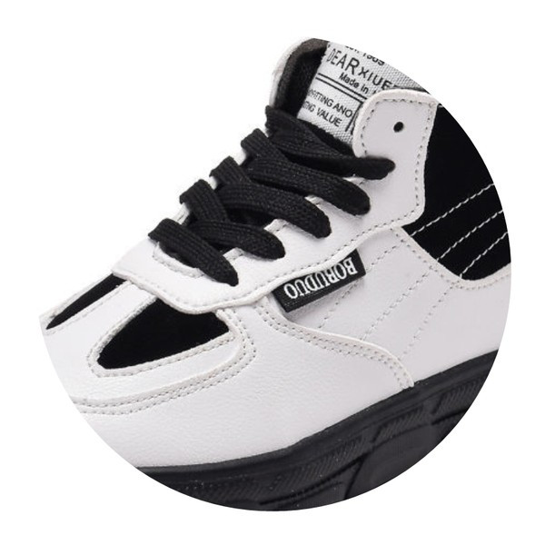 Αθλητικά παπούτσια από faux δέρμα με κορδόνια για αγόρια