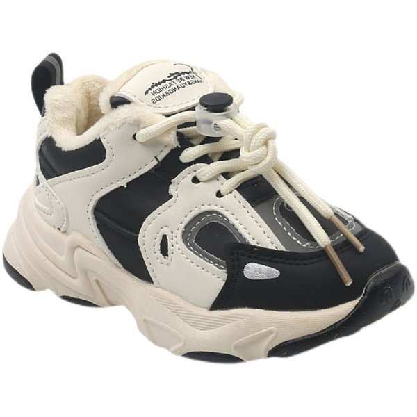 Νέο μοντέλο παιδικά αθλητικά παπούτσια με τραχιά σόλα σε δύο χρώματα