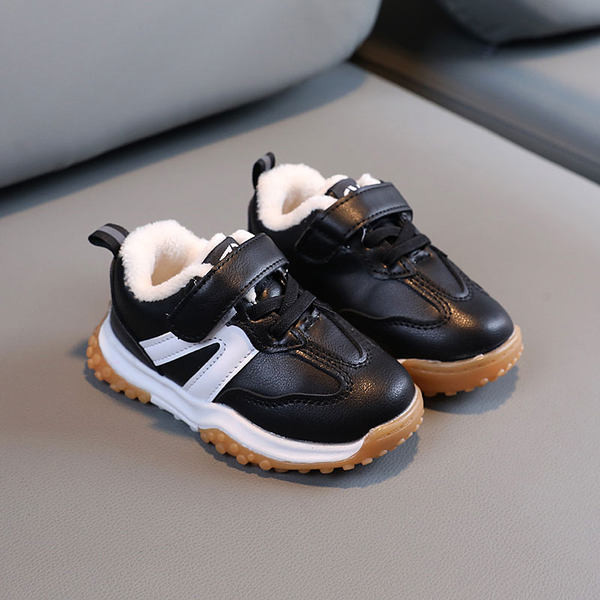 Νέο μοντέλο παιδικά αθλητικά παπούτσια  με απαλή φόδρα