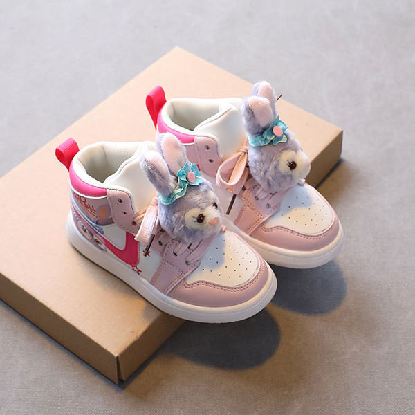 Νέο μοντέλο παιδικά αθλητικά παπούτσια  από οικολογικό δέρμα με τρισδιάστατο στοιχείο για κορίτσια