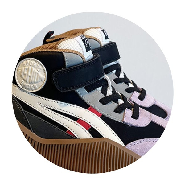 Παιδικά ψηλά αθλητικά παπούτσια για κορίτσια από οικολογικό δέρμα με κορδόνια και επιγραφή