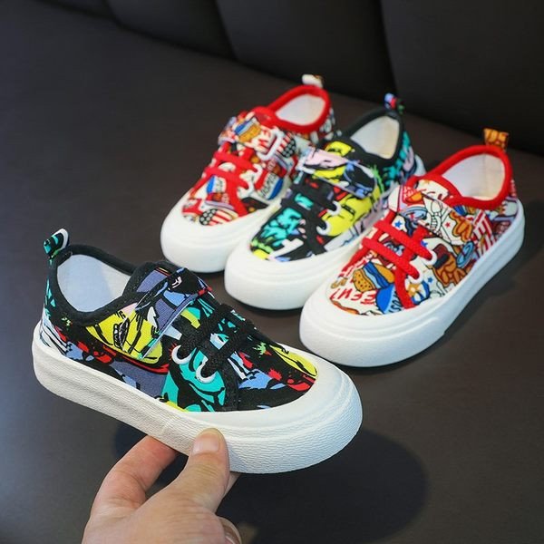 Πολύχρωμα παιδικά αθλητικά παπούτσια με στερέωση βελκρό και κορδόνια