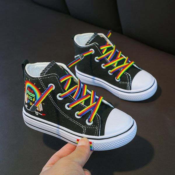 Παιδικά πάνινα αθλητικά πάνινα παπούτσια με χρωματιστά κορδόνια